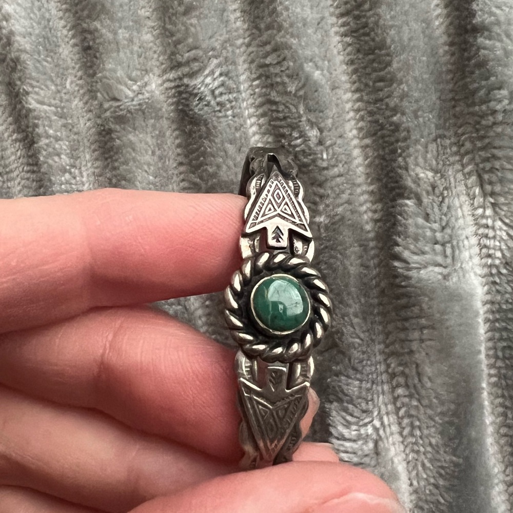 Vintage sterling silver turquoise cuff
